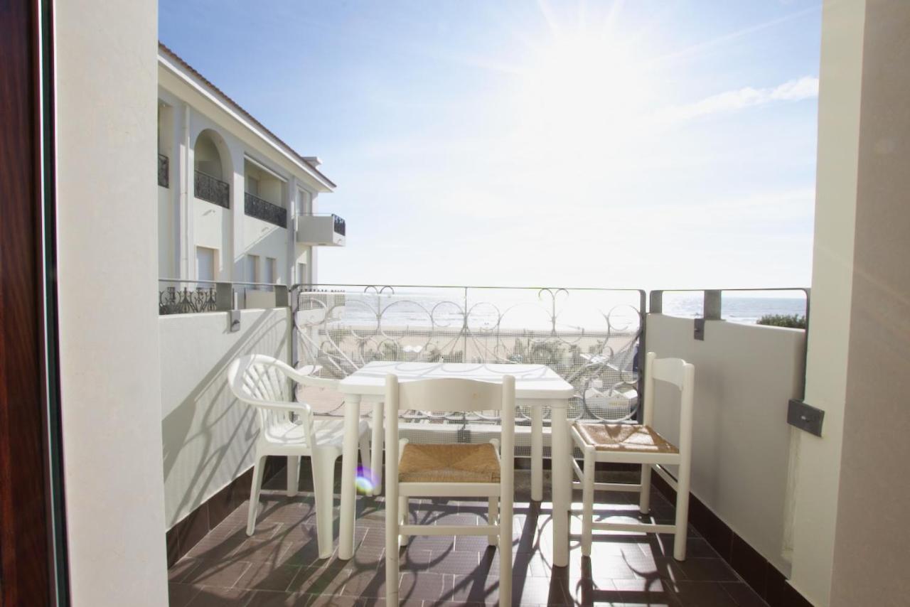 Bagni Miramare - Home Immobiliare Jesolo Eksteriør bilde
